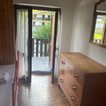 Alpesi faház Vacanze Foppa Rasura